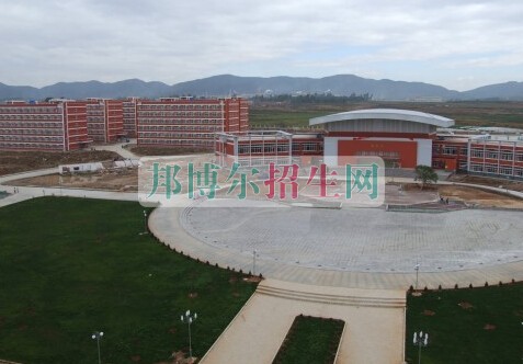 曲靖醫(yī)學(xué)高等?？茖W(xué)校