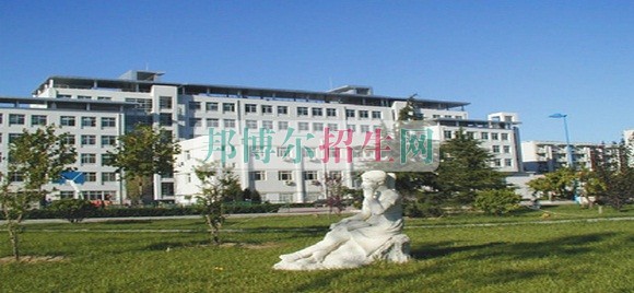 阿拉善職業(yè)技術(shù)學(xué)院?？圃盒閹讓? width=