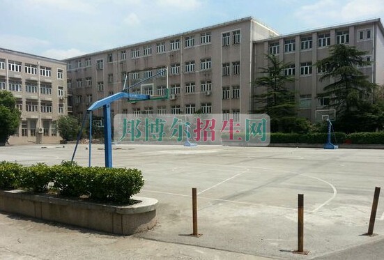 上海醫(yī)療器械高等?？茖W(xué)校
