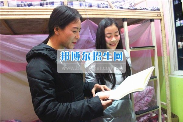 成都希望幼師學校是責任？更是一種愛！