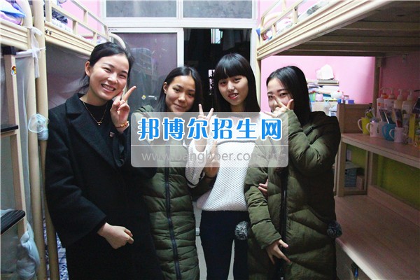 成都希望幼師學校是責任？更是一種愛！