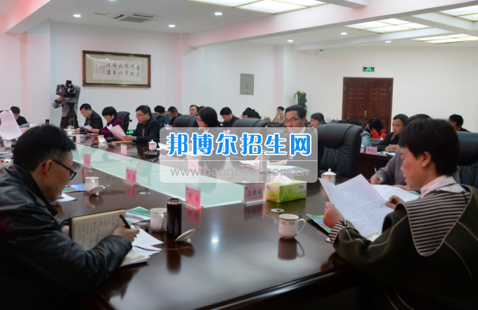 市委常委、宣傳部長(zhǎng)潘梅到川南幼兒師范高等?？茖W(xué)校調(diào)研思想政治工作