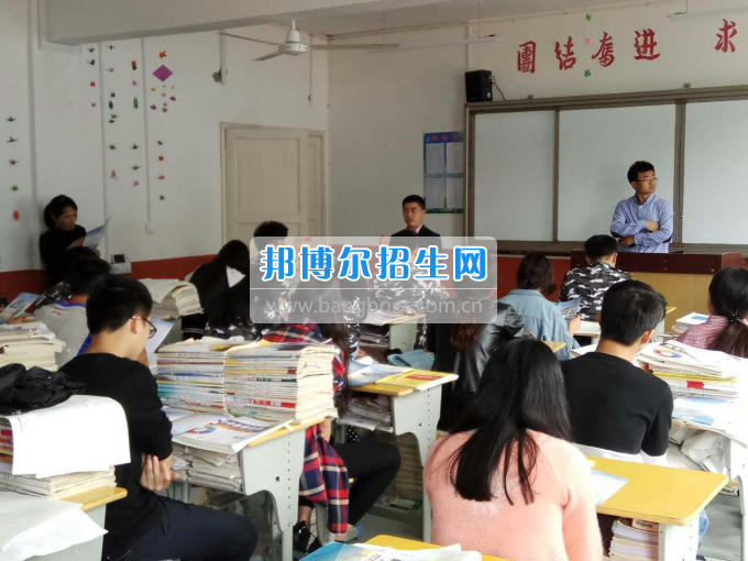 貴州職業(yè)技術(shù)學院赴從江縣開展分類考試招生宣傳工作