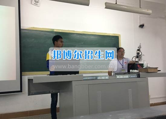 南充職業(yè)技術學院學子在2017年“華迪杯”中國大學生計算機設計大賽中獲得佳績