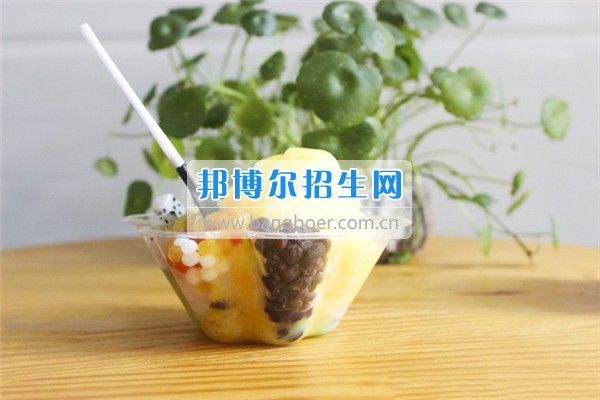 成都希望航空職業(yè)學(xué)校美味冷飲大曝光！據(jù)說，正數(shù)第三的是同學(xué)們最喜愛的冷飲！