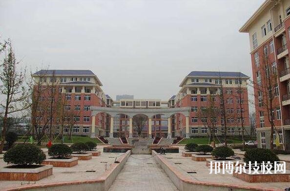 重慶教育管理學(xué)校怎么樣、好不好