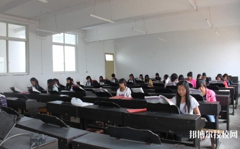 貴州興仁民族職業(yè)技術(shù)學(xué)校2020年學(xué)費、收費多少