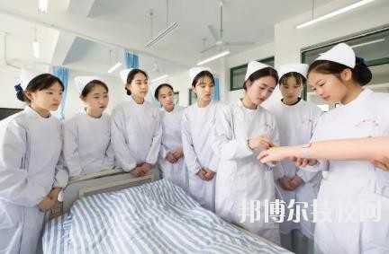 溫州護(hù)士學(xué)校2020年報名條件、招生要求、招生對象