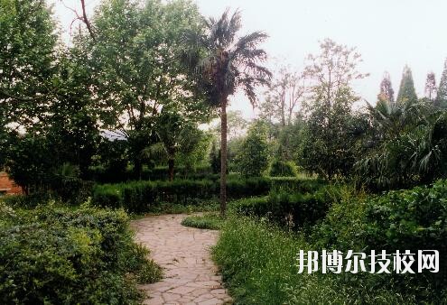 貴州林業(yè)學校2020年報名條件、招生要求、招生對象