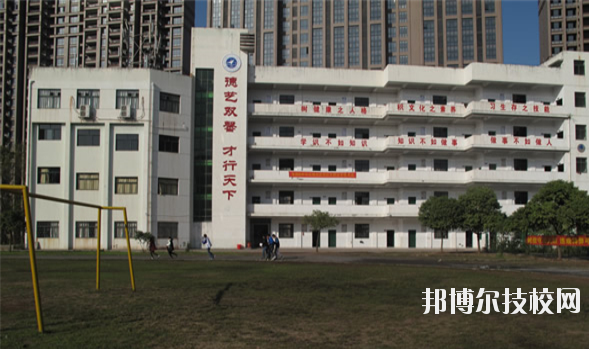 贛州應(yīng)用技術(shù)職業(yè)學(xué)校怎么樣、好不好