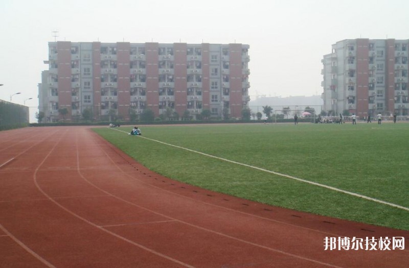 重慶龍門浩職業(yè)中學(xué)校2020年報(bào)名條件、招生要求、招生對象