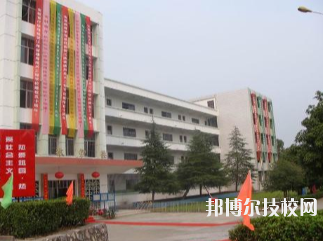 江西通用技術工程學校2020年報名條件、招生要求、招生對象