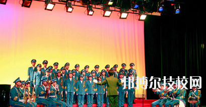 平?jīng)隼砉ぶ械葘I(yè)學(xué)校2020年報(bào)名條件、招生要求、招生對(duì)象