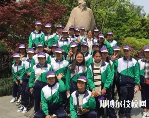 余姚市職業(yè)技術學校2020年報名條件、招生要求、招生對象