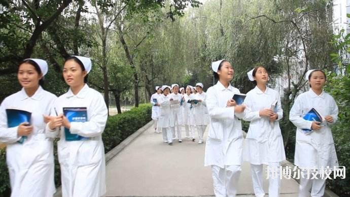  重慶渝東衛(wèi)生學(xué)校2020年報(bào)名條件、招生要求、招生對(duì)象