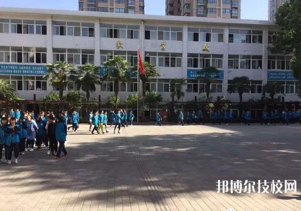西安市機電職業(yè)技術(shù)學(xué)校2020年報名條件、招生要求、招生對象 