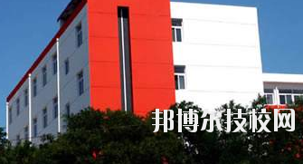 長慶石油學(xué)校2020年報(bào)名條件、招生要求、招生對(duì)象