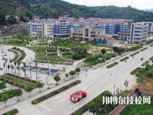 望謨中等職業(yè)學(xué)校2020年報(bào)名條件、招生要求、招生對(duì)象