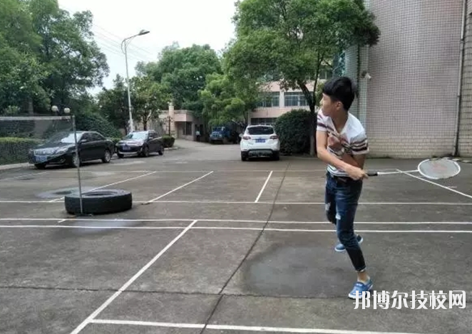 江西新興產(chǎn)業(yè)工程學(xué)校2020年報(bào)名條件、招生要求、招生對(duì)象
