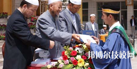 臨夏外國語學(xué)校2020年學(xué)費(fèi)、收費(fèi)多少