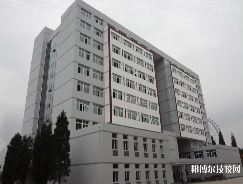 貴陽(yáng)白云職業(yè)技術(shù)學(xué)校2020年報(bào)名條件、招生要求、招生對(duì)象