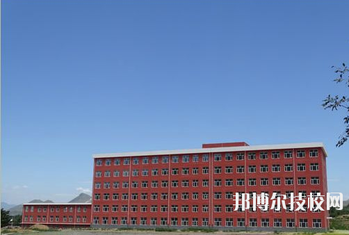 重慶工藝美術(shù)學(xué)校2020年報名條件、招生要求、招生對象