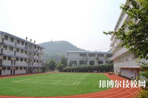 水城職業(yè)技術(shù)學(xué)校2020年報名條件、招生要求、招生對象