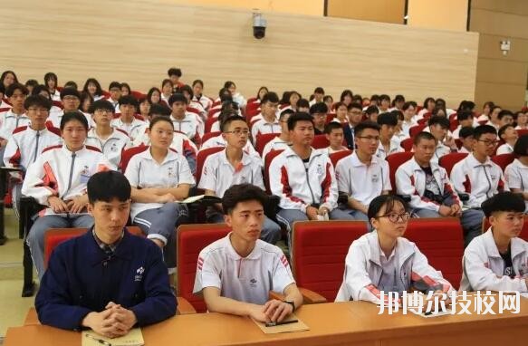 新昌技師學(xué)院2020年報(bào)名條件、招生要求、招生對(duì)象