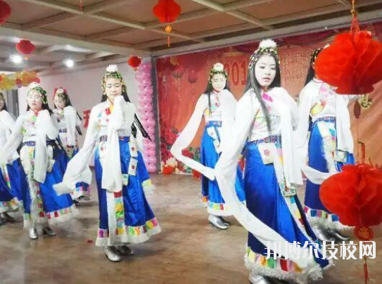 安康高新中等職業(yè)學(xué)校2020年報名條件、招生要求、招生對象 