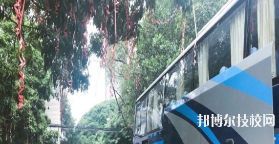 南寧信息工程職業(yè)技術(shù)學(xué)校2020年報(bào)名條件、招生要求、招生對象 