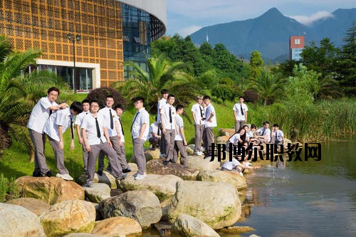 江西廬山旅游中等專業(yè)學(xué)校2020年報名條件、招生要求、招生對象