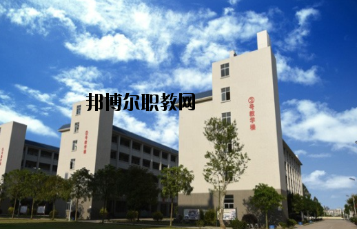 化州職業(yè)技術(shù)學(xué)校2020年報(bào)名條件、招生要求、招生對(duì)象