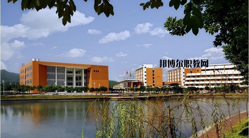 仙桃新亞電腦中等職業(yè)學(xué)校2020年報名條件、招生要求、招生對象