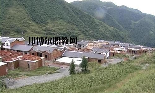 納雍中等職業(yè)學(xué)校2020年報(bào)名條件、招生要求、招生對(duì)象