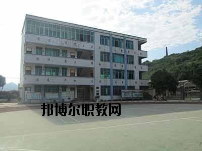 貴州羅甸中等職業(yè)學校2020年報名條件、招生要求、招生對象