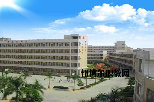 曲靖羅平職業(yè)技術(shù)學(xué)校2020年學(xué)費(fèi)、收費(fèi)多少