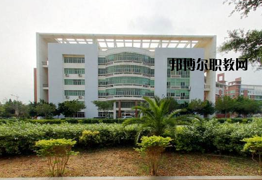 余姚姚江旅游學(xué)校怎么樣，好不好
