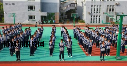 安吉職業(yè)技術(shù)學(xué)校2020年報名條件、招生要求、招生對象