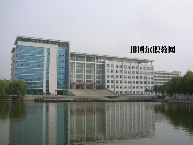 姚安縣職業(yè)高級中學(xué)2020年學(xué)費(fèi)、收費(fèi)多少