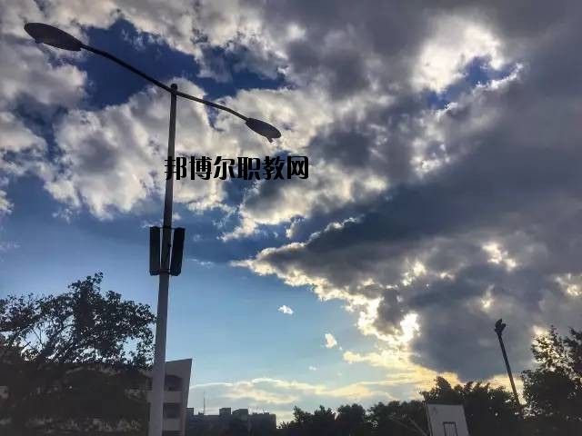 元謀縣職業(yè)高級中學(xué)怎么樣、好不好