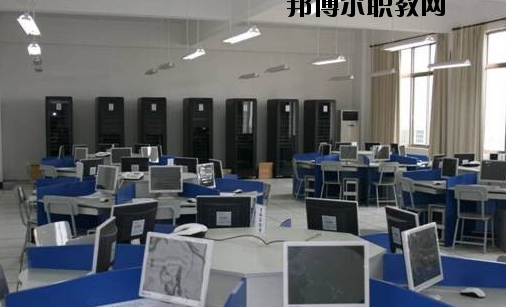 廣東南方技師學(xué)院2020年報名條件、招生要求、招生對象