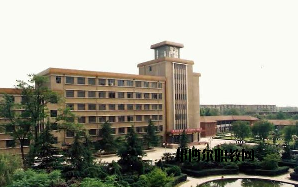 咸陽中鐵工程職業(yè)技術(shù)學校2020年報名條件、招生要求、招生對象 