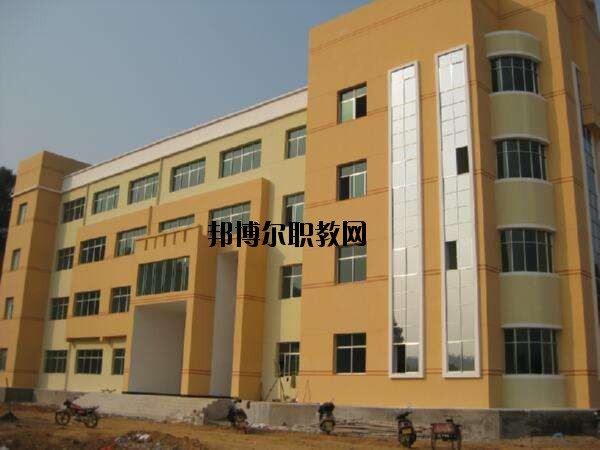 上猶職業(yè)中等專業(yè)學(xué)校2020年報(bào)名條件、招生要求、招生對(duì)象
