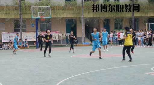 廣西動(dòng)力技工學(xué)校2020年報(bào)名條件、招生要求、招生對象 