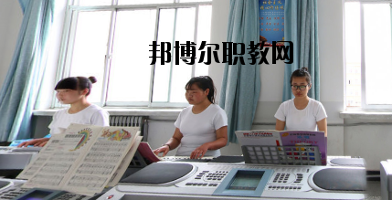 武威勞動服務(wù)技工學(xué)校2020年報名條件、招生要求、招生對象
