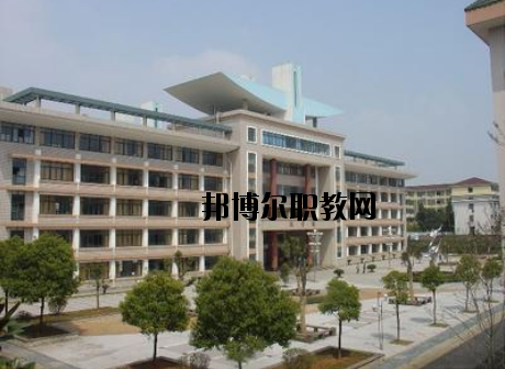 贛州服裝職業(yè)技術(shù)學(xué)校2020年報名條件、招生要求、招生對象