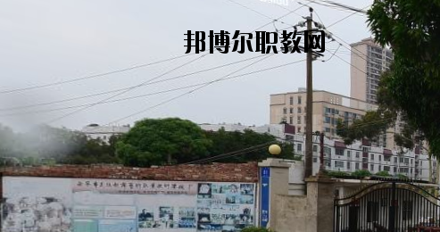 南寧民族歌舞藝術(shù)職業(yè)技術(shù)學(xué)校怎么樣、好不好