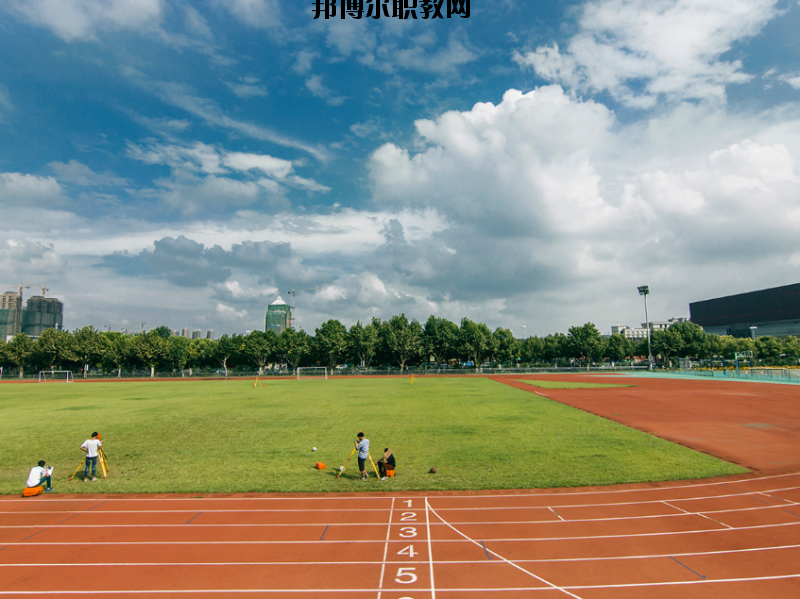江蘇邗江中等專業(yè)學校怎么樣、好不好