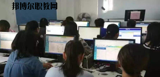梧州機電技工學(xué)校2020年報名條件、招生要求、招生對象 