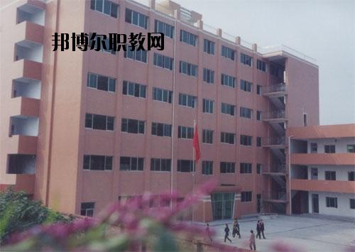 自貢舞蹈學(xué)校2020年報(bào)名條件、招生要求、招生對(duì)象